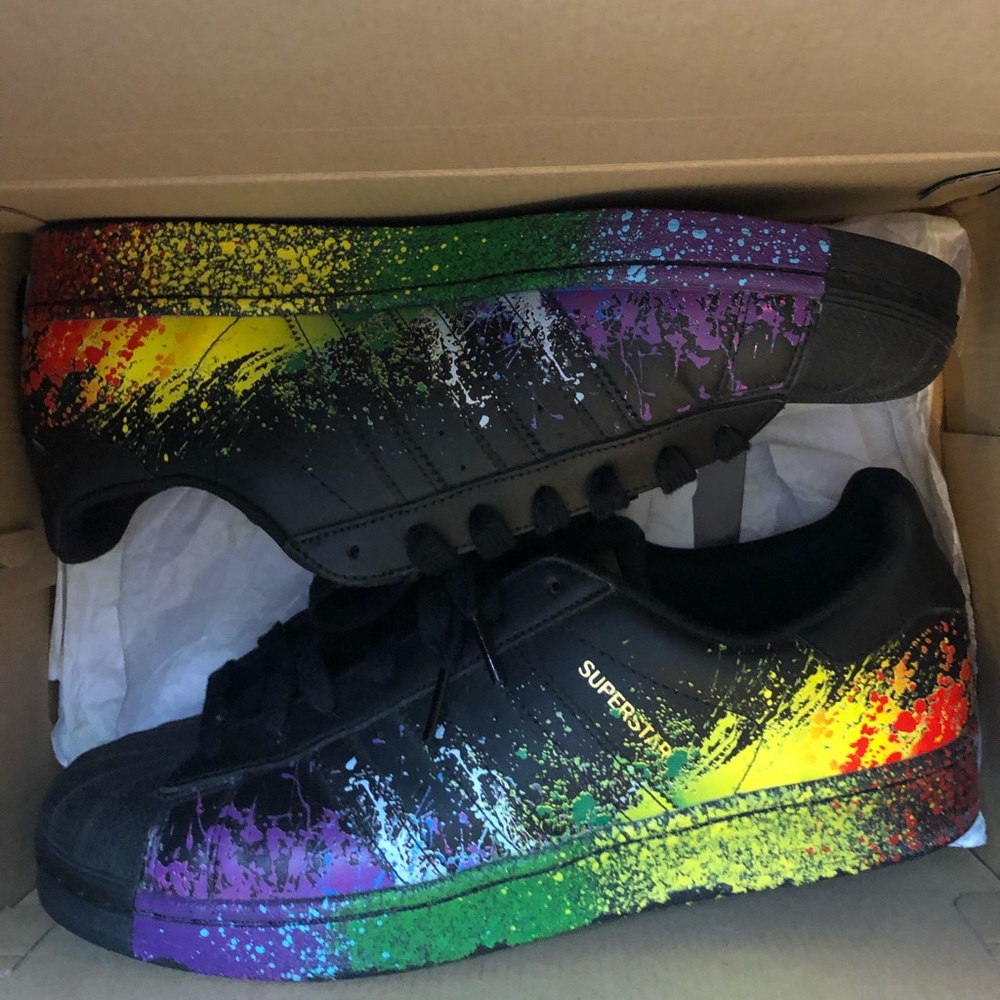 Men’s adidas superstar